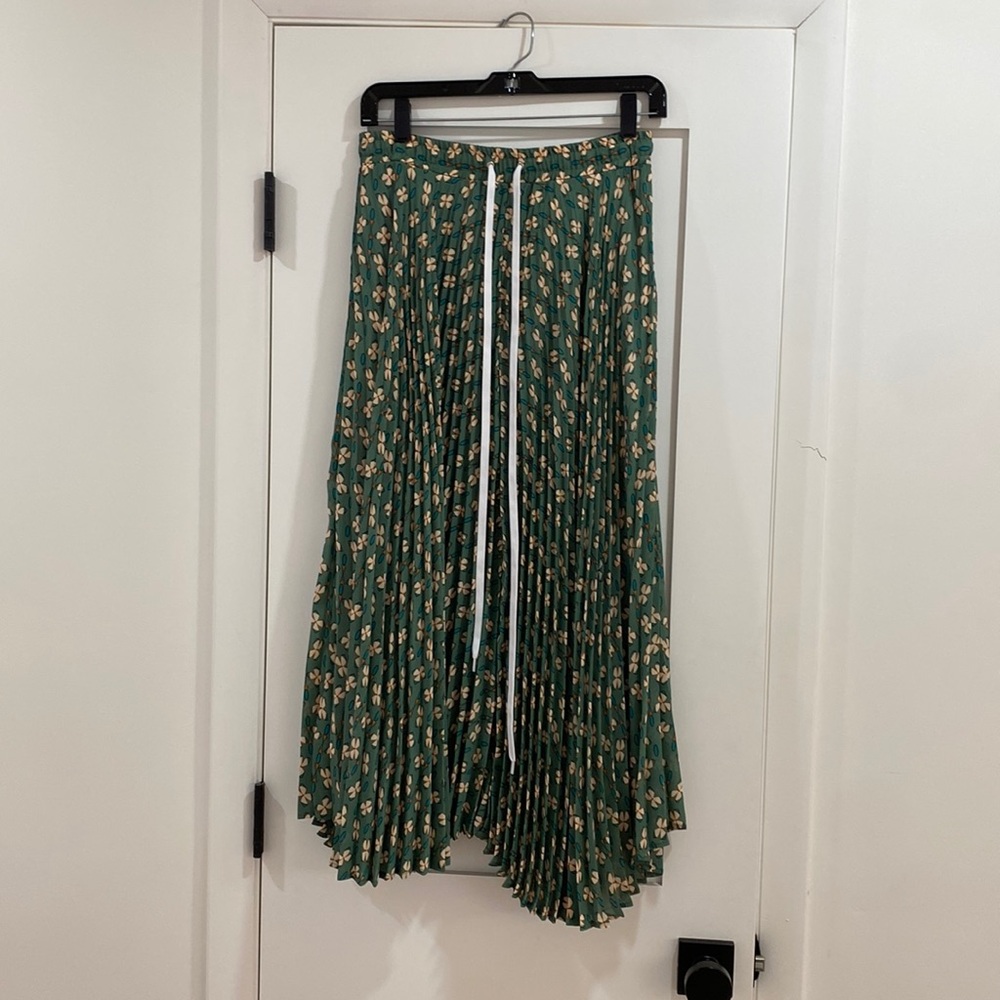 Green floral maxi skirt with drawstring